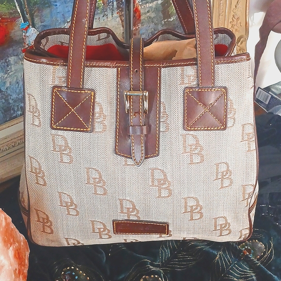 Dooney & Bourke Tan and Brown Tote Bag with Signature Monogram - Picture 5 of 12